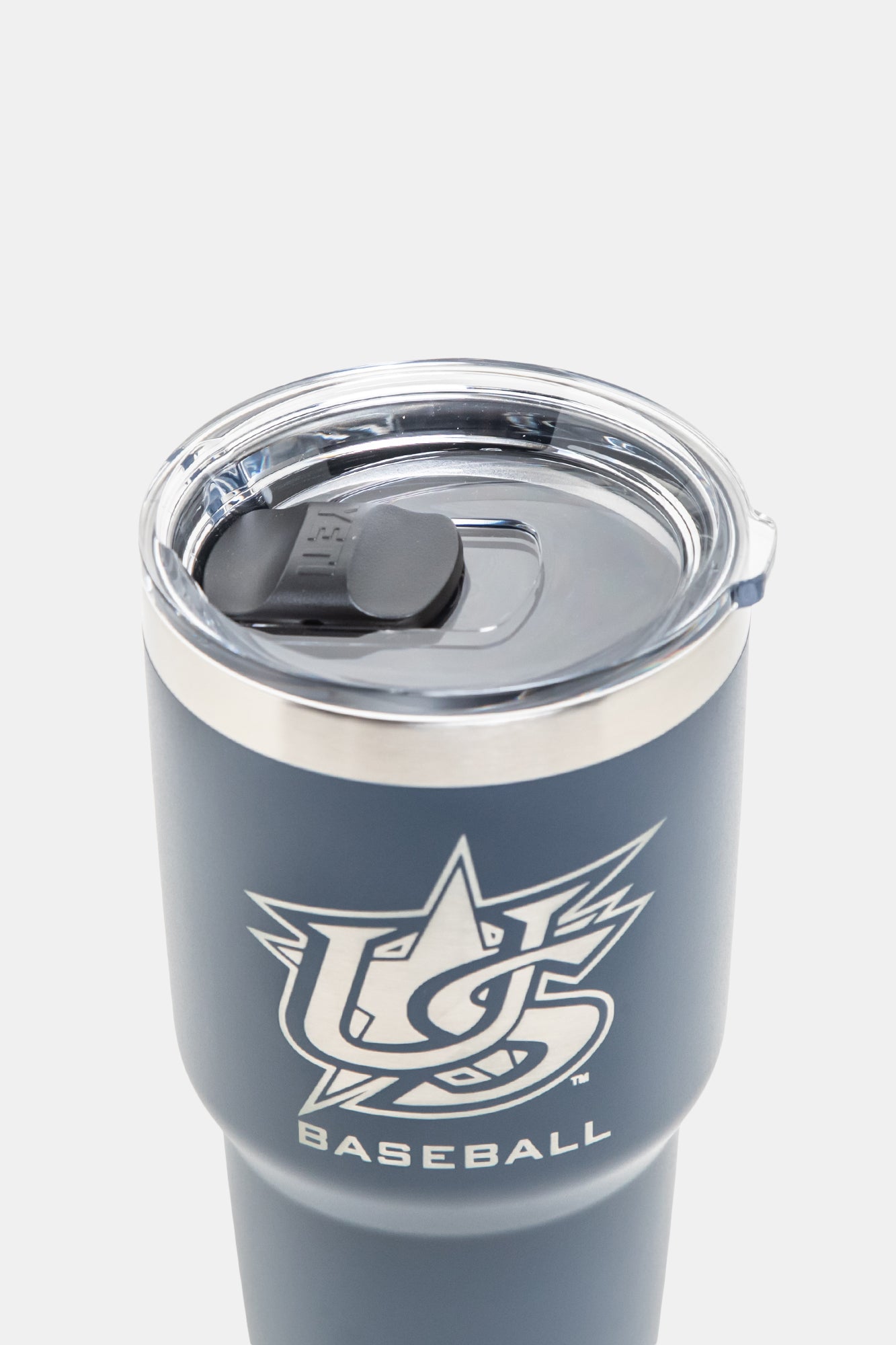 Yeti Navy Rambler 30oz Tumbler