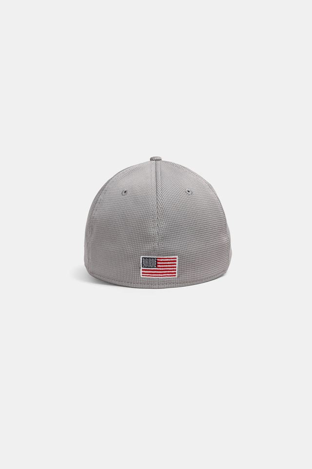 Grey Pivot 39THIRTY