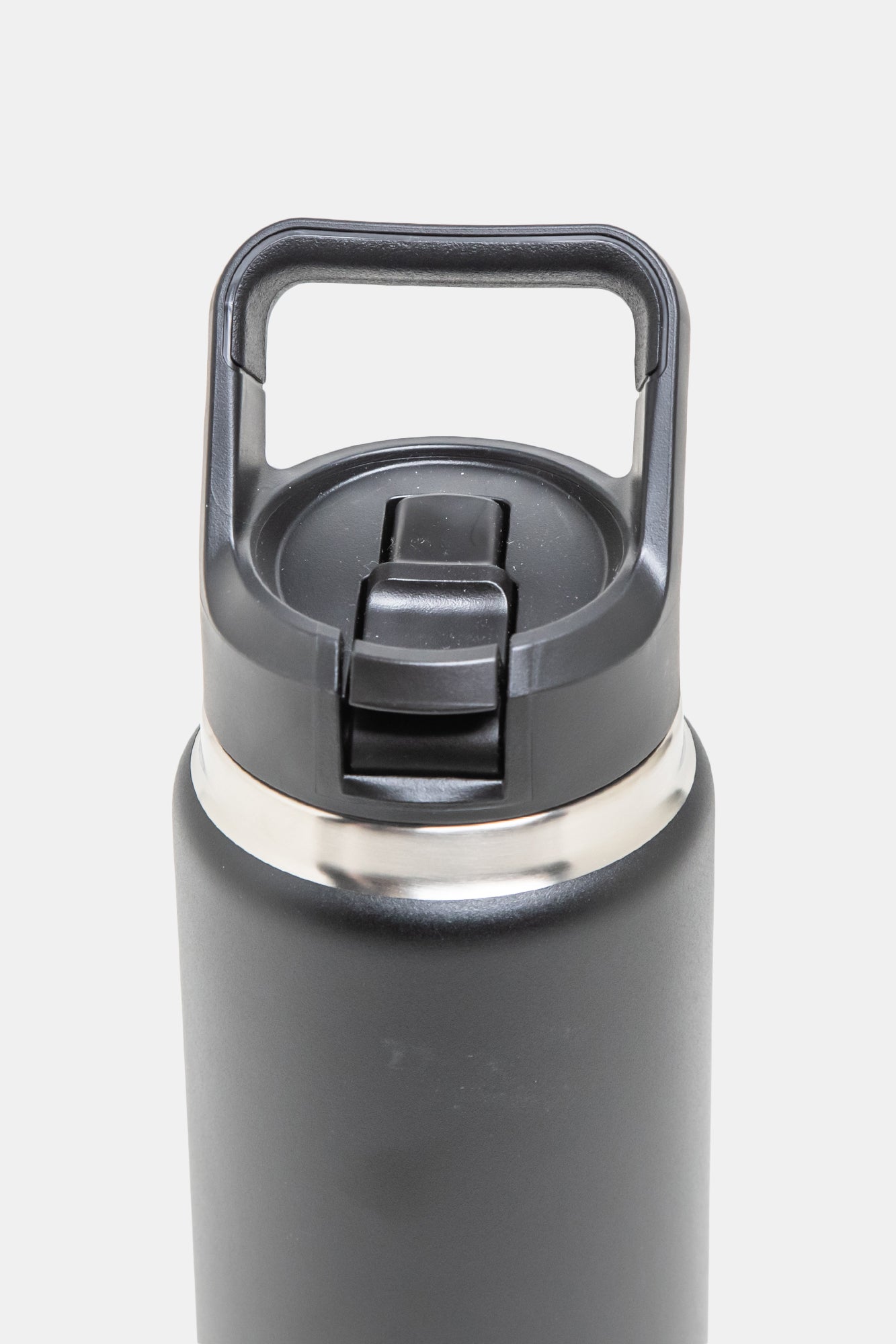 Yeti Black Rambler 26oz Water Bottle